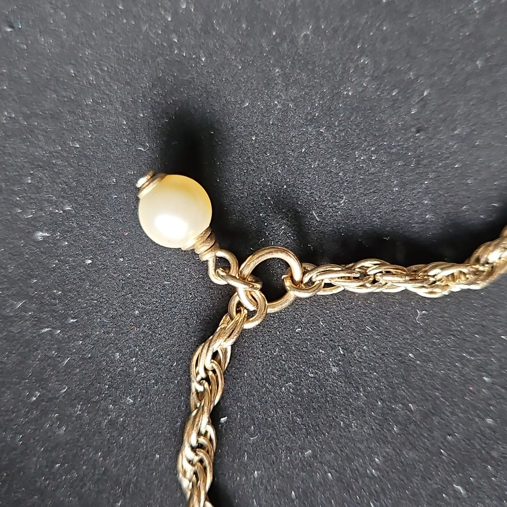 🚫RESERVED🚫 CHANEL Gold and Black Pearl Long Necklace B18P W/Box - Picture 5 of 7